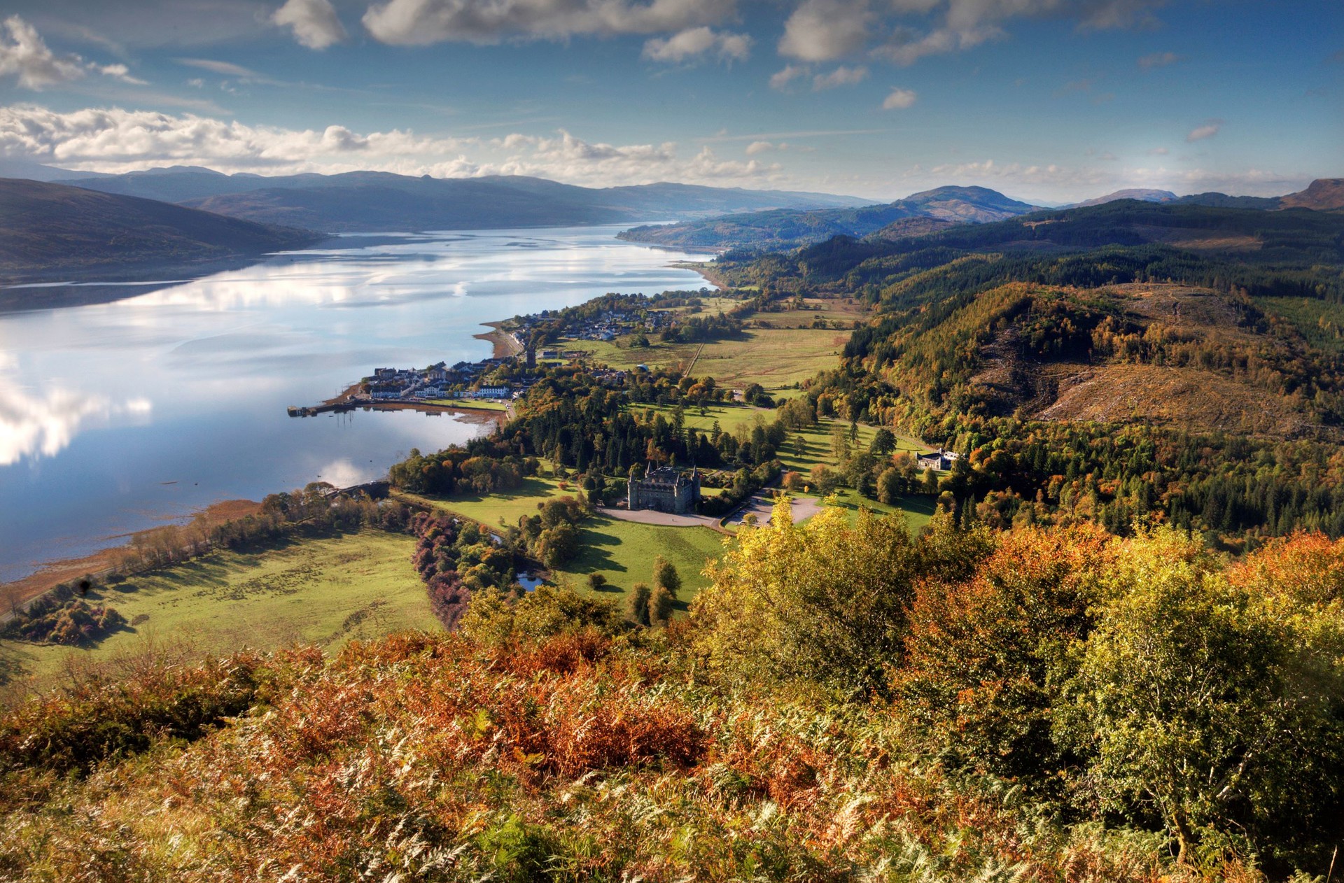 0I5D5977 Inverary And Loch Fyne From Dun Na Cuaiche Hill Argyll S (1)